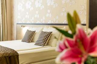 Отель City Avenue Hotel by HMG София Двухместный номер Делюкс с 1 кроватью-5
